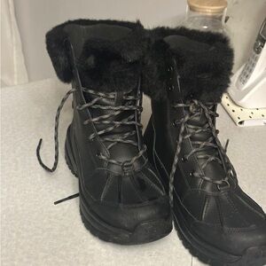 UGG Black Winter Boots with Fur Trim
